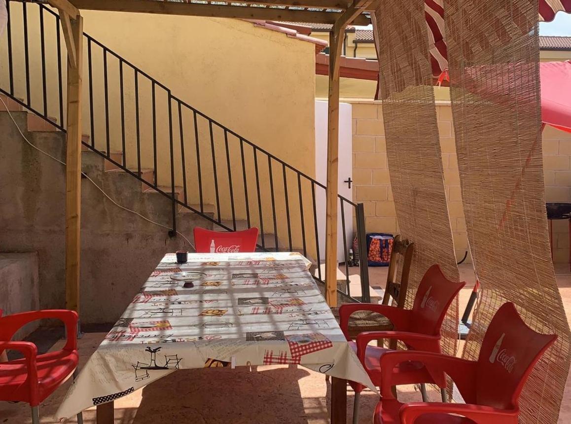 Chalet Pradonavas Navas de San Antonio Екстериор снимка
