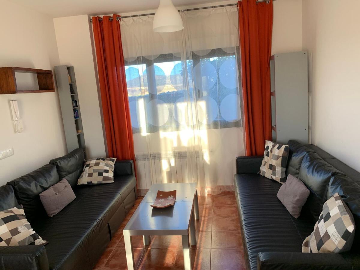 Chalet Pradonavas Navas de San Antonio Екстериор снимка
